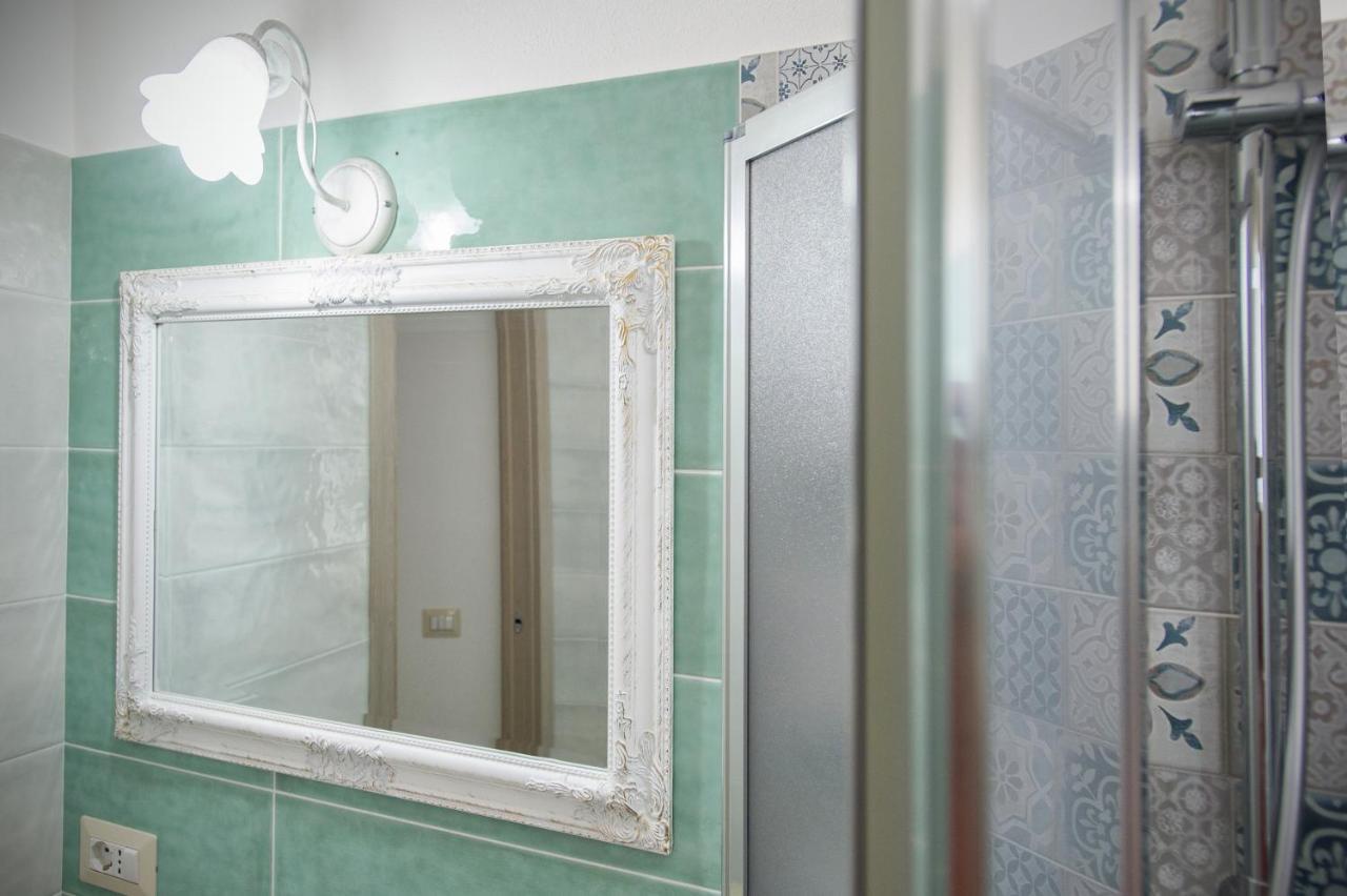 Holiday Room Sa Tebia Oristano Exteriör bild